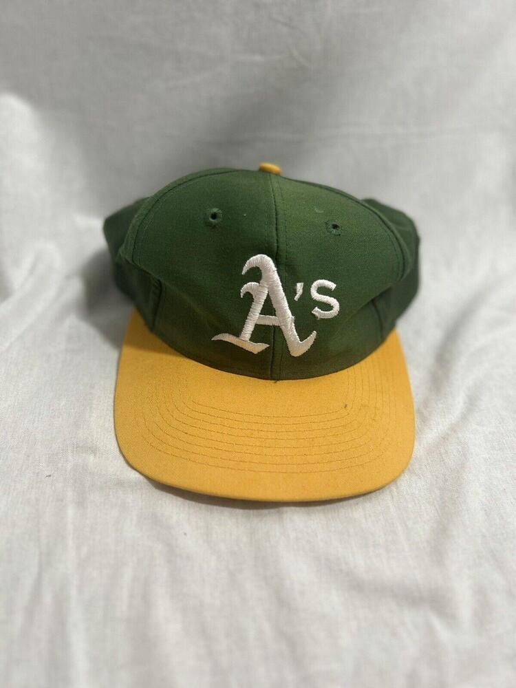 Vintage 1990's Oakland Athletics Twins Snapback Hat